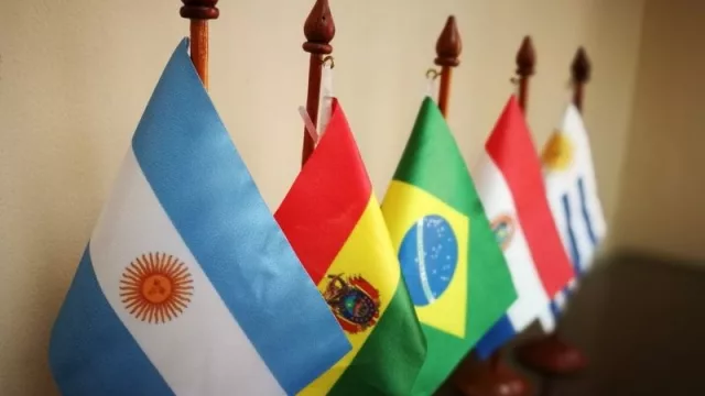 Inminente salida de capitales de Argentina y Brasil abre oportunidades para Paraguay