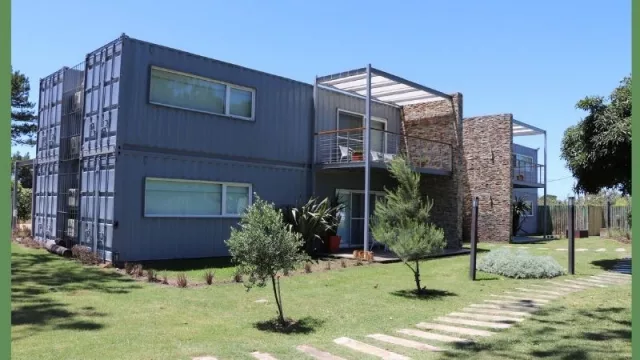 Un rincón para disfrutar o hacer negocios bioseguros (Entre Pinos Eco Box Apart se consolida en Punta del Este)