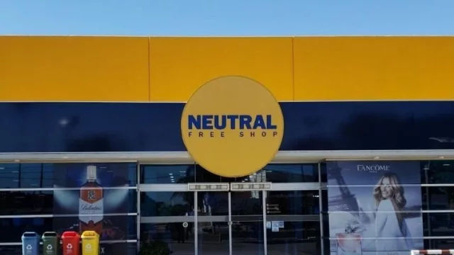 Las ventas de los free shops, con fronteras cerradas y sin turistas, se desploman un tercio respecto a 2019