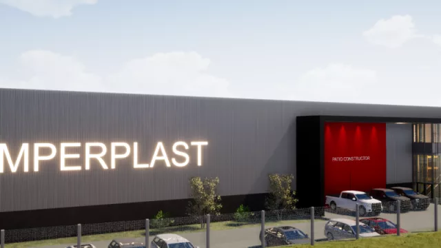 Imperplast inaugura el supermercado del techo (con cursos de instalación para todo público)
