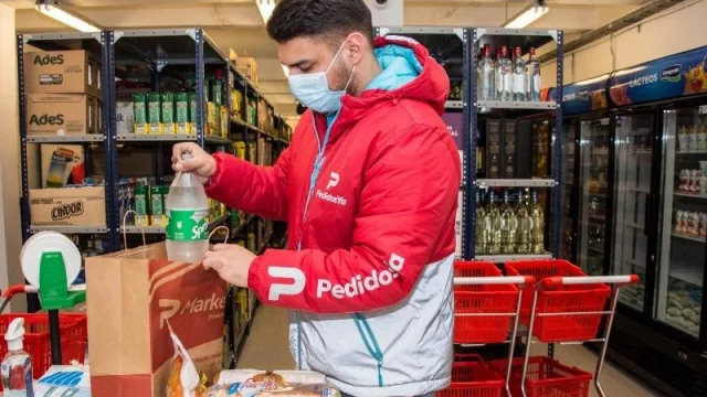 Una visión diferente sobre “PedidosYa quiere llevar sus mochilas rojas a más ciudades del interior (en 2021 a Minas, Rivera y más)”