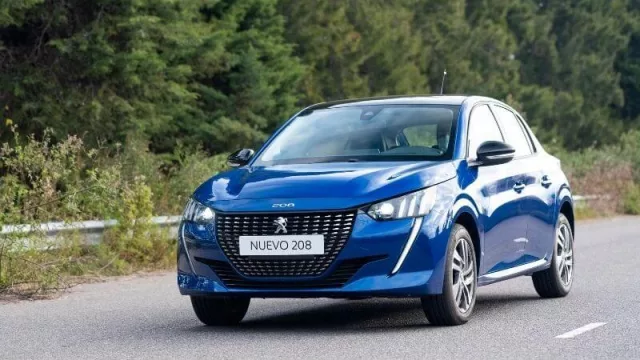 Con su nuevo 208, Peugeot quiere el 4% de todo el mercado en Argentina (7 versions para un auto "fachero" y "made in Argentina")