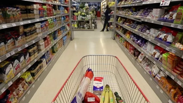 Tienda Inglesa ofrece un 20% de descuento a beneficiarios del seguro de desempleo y el Mides