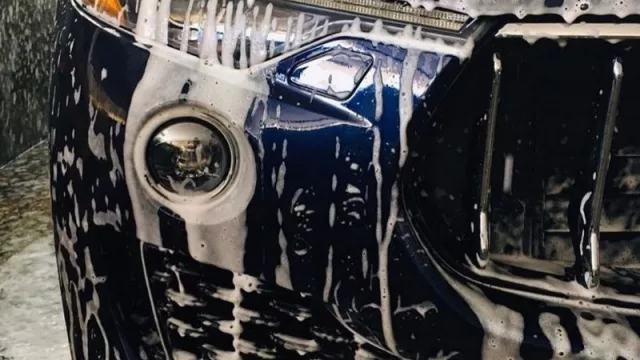 Lavar y desinfectar a fondo tu auto (el nuevo servicio de Parking Aguilar)