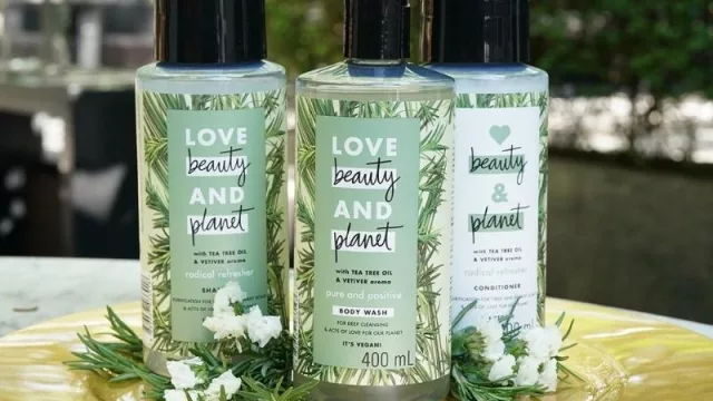 Llega Love, Beauty & Planet a Uruguay, una línea de belleza vegana y sustentable a precios accesibles