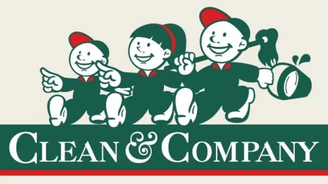 Un alemán con diploma que dice desinfectar todo (incluyendo COVID-19)