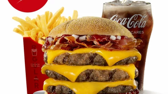 La nueva hamburguesa de Mostaza (muy alta y con un precio promocional)