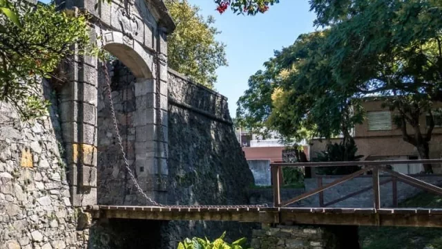 Pool de operadores turísticos (cinco empresas cierran el puño para enfrentar la crisis)