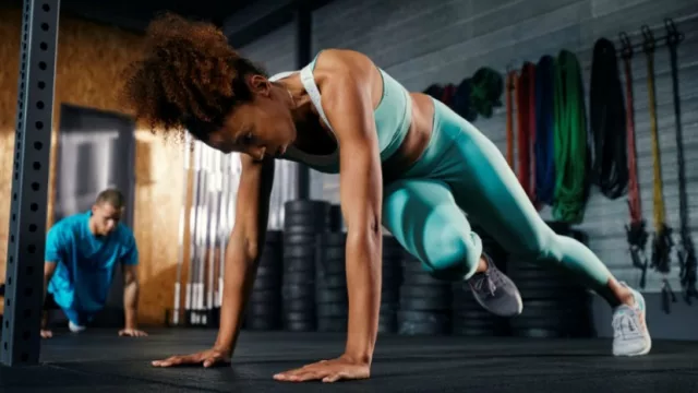 Adidas basa su publicidad en comunicar “soluciones más sostenibles en 2020” y presenta su colección “Primeblue”