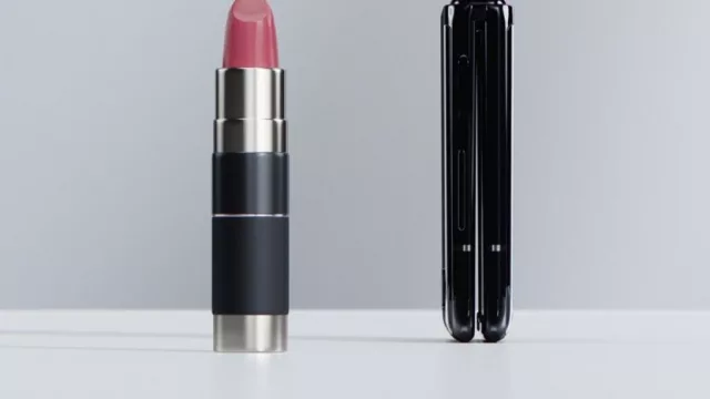 La reinvención del teléfono plegable (el nuevo Samsung Galaxy Z Flip llega a Uruguay)