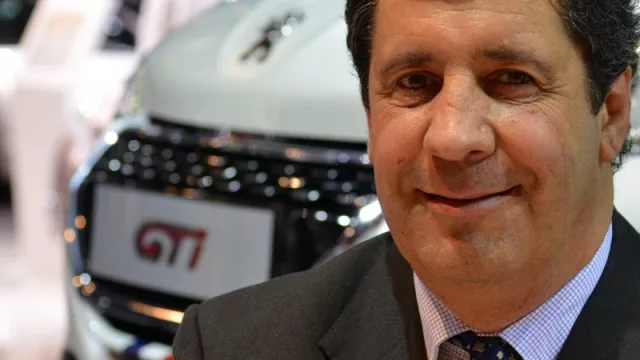 Con el director de Marketing de Peugeot, José Luis Donagaray