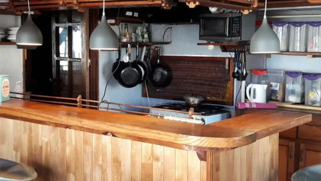 Los co-livings enfrentan cambios y se las arreglan para subsistir (ahora monoambientes con espacios comunes)