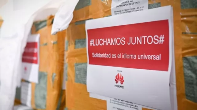 Huawei envía y dona insumos médicos a Uruguay (barbijos, mascarillas, trajes y antiparras)