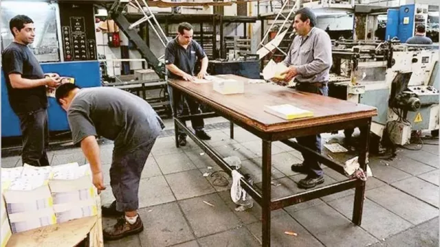 Advierten que habría un pico de tensión en la cadena de pagos la semana próxima