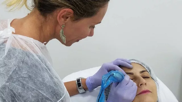 La pinta no es lo de menos (las técnicas de belleza que no sufren impactos económicos)