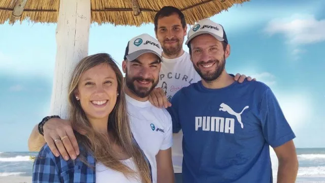 Yappla, la nueva plataforma para reservar carpas y sombrillas en la costa