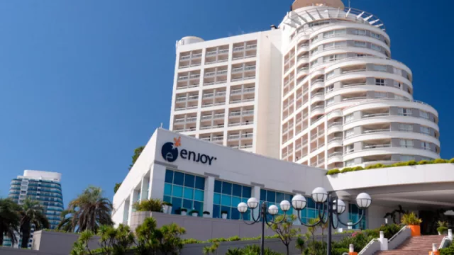 Feria MUY en el Enjoy (para mostrar a Uruguay)