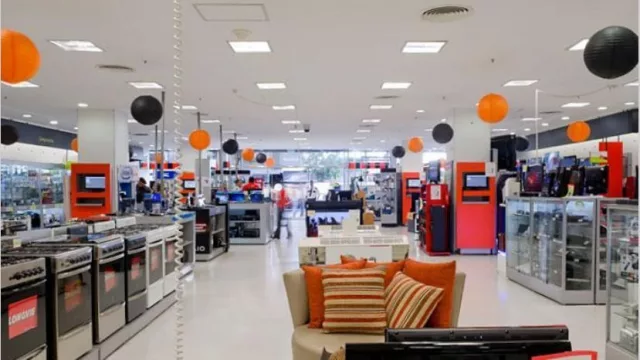 Ribeiro gana tiempo con bancos para reperfilar su deuda