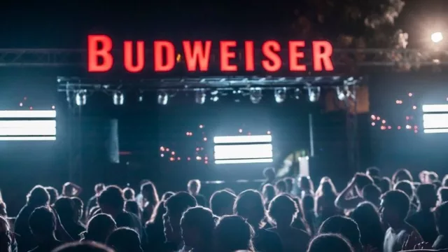 Budweiser recibió el verano acompañando las mejores fiestas