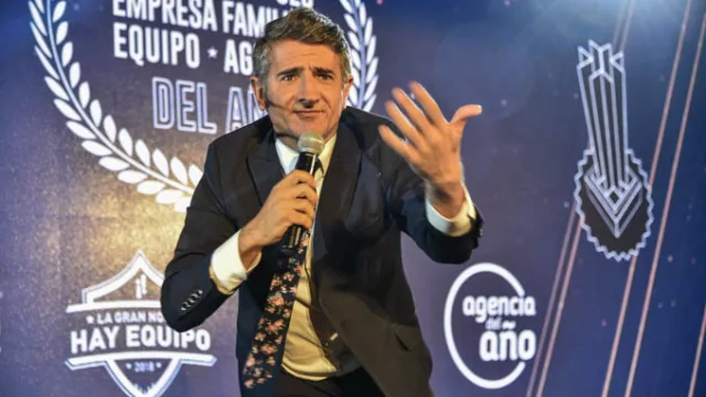 Gustaf, el animador del evento.