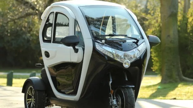 Trike se sube a la moda automotriz (autos eléctricos de US$ 2.000 a US$ 11.000)  