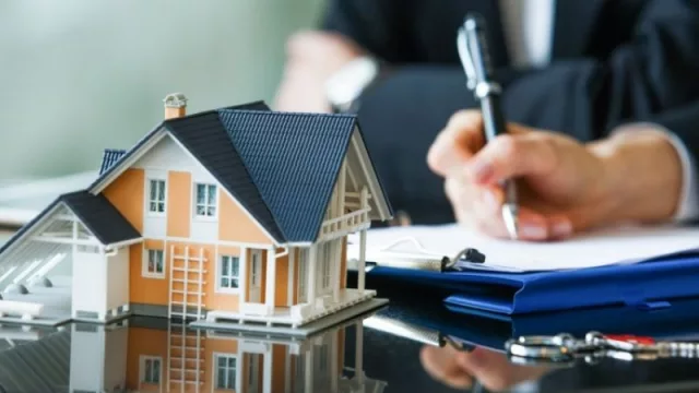 Guerra declarada entre inmobiliarias e informales