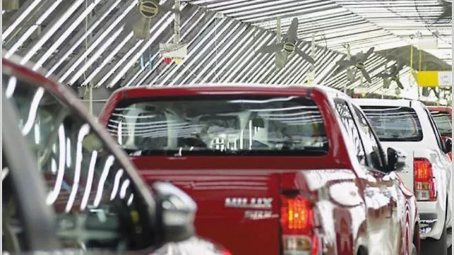 Mientras las marcas liquidan stock cae 37,5% la producción de 0 km