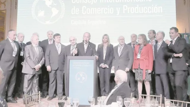 Luego de la sorpresa electoral, los empresarios piden delinear un programa económico consistente