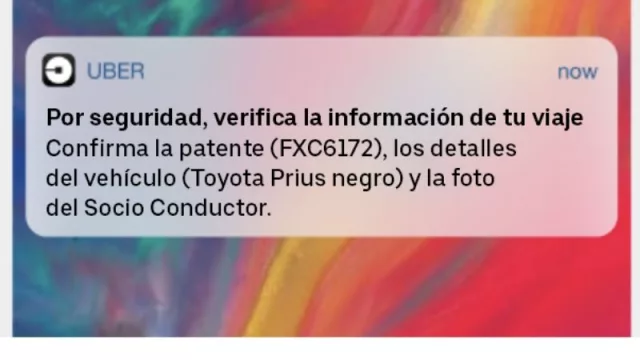 Uber te recuerda que revises los datos de tu viaje antes de subir al auto
