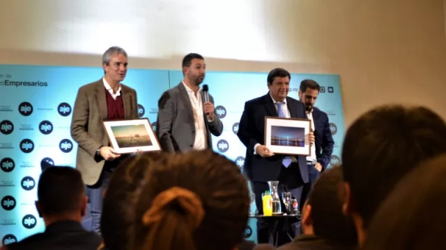 ¿Cómo se construye un líder? Los presidentes de Peñarol y Nacional mencionaron las claves