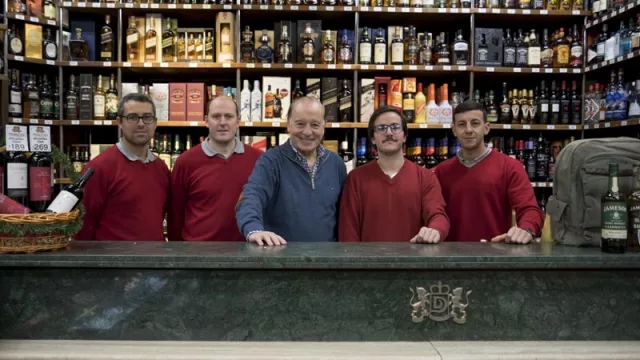 Las oficinas de Los Domínguez y sus instalaciones