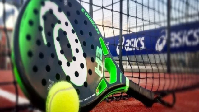 El pádel no murió, el boom de los ´90 todavía tiene signos vitales 