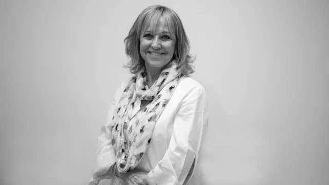 Óptica Estela Jinchuk, con su dueña Estela Jinchuk