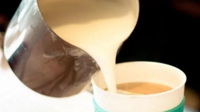 ¡Hay café, café! Cafetto Prado instala los vasos reutilizables en Uruguay