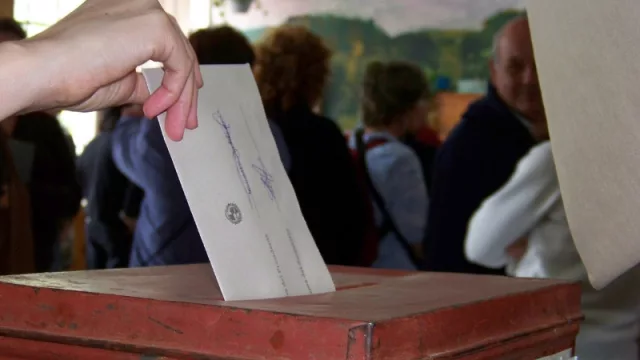 Algunos pre candidatos ya largaron su campaña electoral...