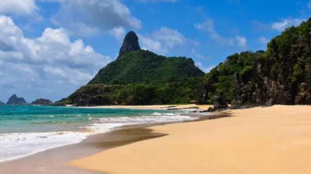 Los uruguayos no quieren sacarse las chancletas: Brasil y El Caribe pican en punta en carnaval