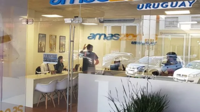 Amaszonas UY pide que no le corten las alas (readecua operativa y pelea por precio del combustible)