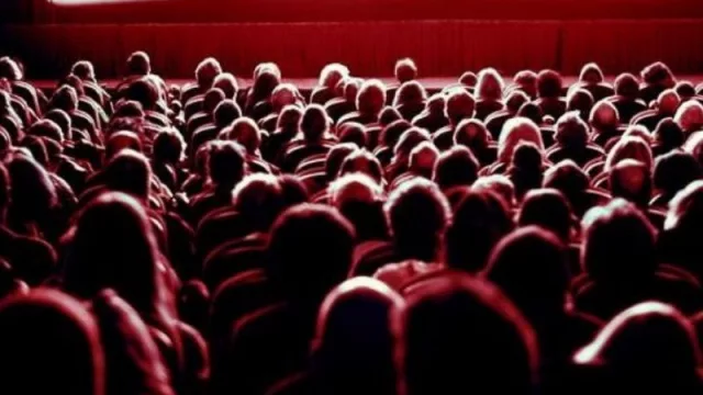 Poner tu marca en la pantalla grande, la nueva tendencia en UY