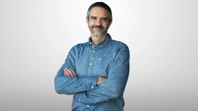 Con Mario Asaravicius, director de College