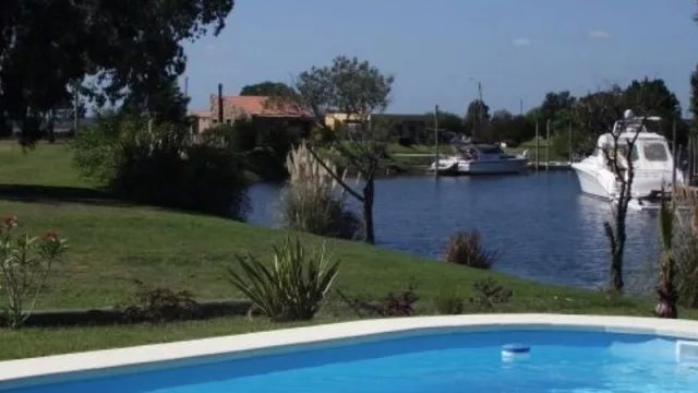 En Punta del Este tu piscina Akesse por US$12.000 y 4 días de espera