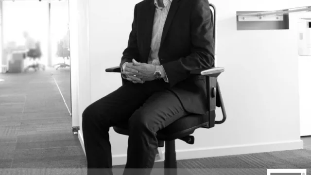 Nuvó Tupperware Brands, con su director Román Jasidakis