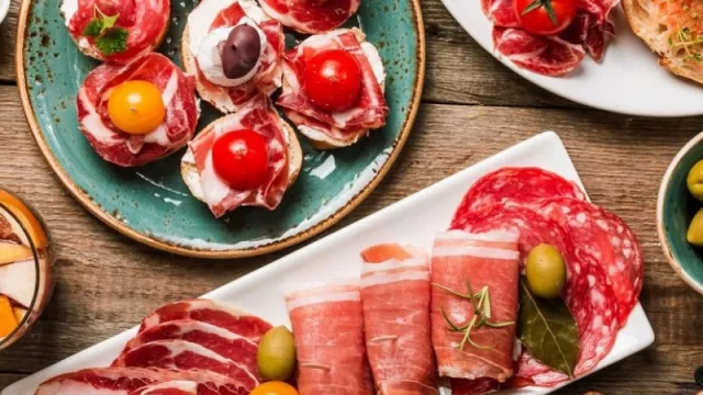 La calle 21 de setiembre está pipona (y siguen llegando nuevos negocios)