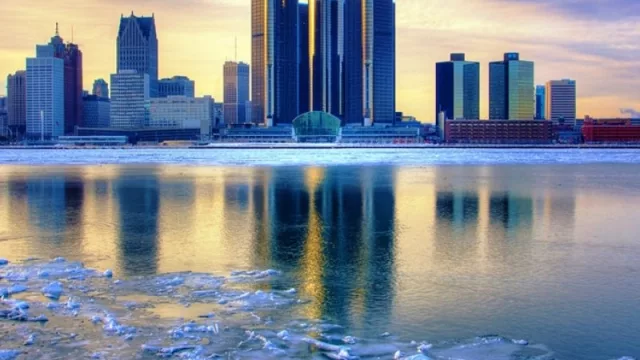 Detroit: de la bancarrota al milagro (menos autos y más construcción para uruguayos)