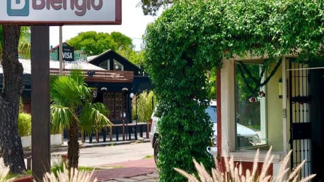 La situación de la vecina orilla no incide en el rubro inmobiliario de Carrasco (by Juan Pablo Blengio)