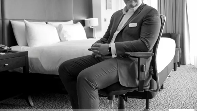 Hilton Garden Inn con su gerente general, Agustín Maddocks