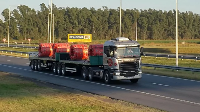Después de los aviones, llega “la revolución de los bitrenes” a Córdoba