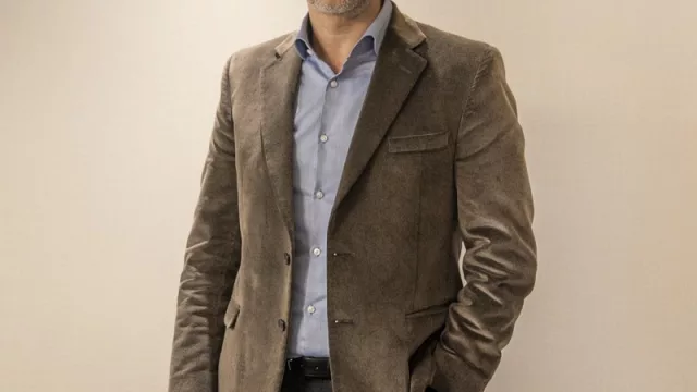 MetLife entrenó a sus robots para que entrevisten a 1,5 millones de personas