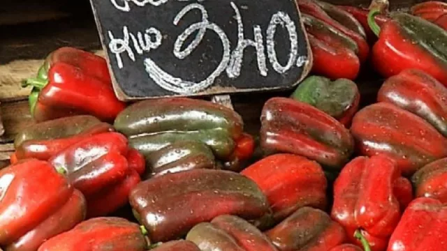 El morrón rojo es rico para ricos ($340 el kilo)