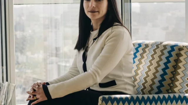 Laura García, Jefe de Recursos Humanos de San Roque