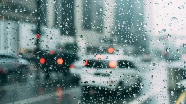 La lluvia nos cancela planes al aire libre, pero nos permite realizar otras actividades